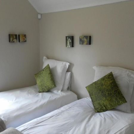 Zareba B&B Guesthouse Glendinningvale Exterior photo
